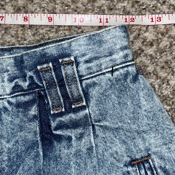 Vintage Stone Washed Levi’s 900 Series Mom Jeans-Levi’s 900 Series - Picture 13 of 16